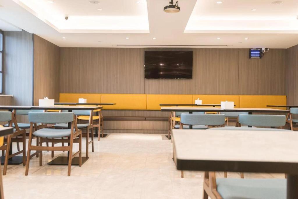 Hanting Premium Hotel Xi'An Railway Station Jiefang Road Exterior photo